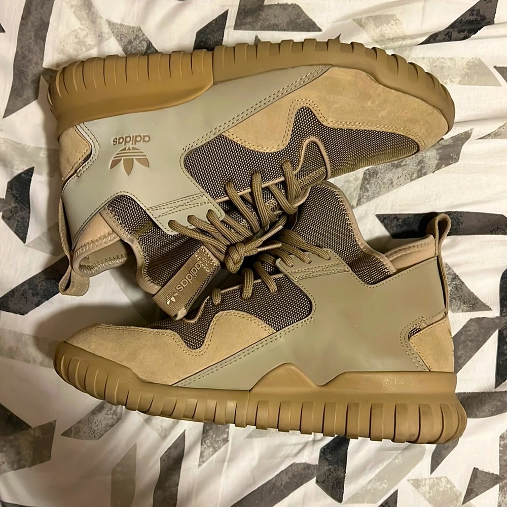 COPY - Adidas tubular x hemp